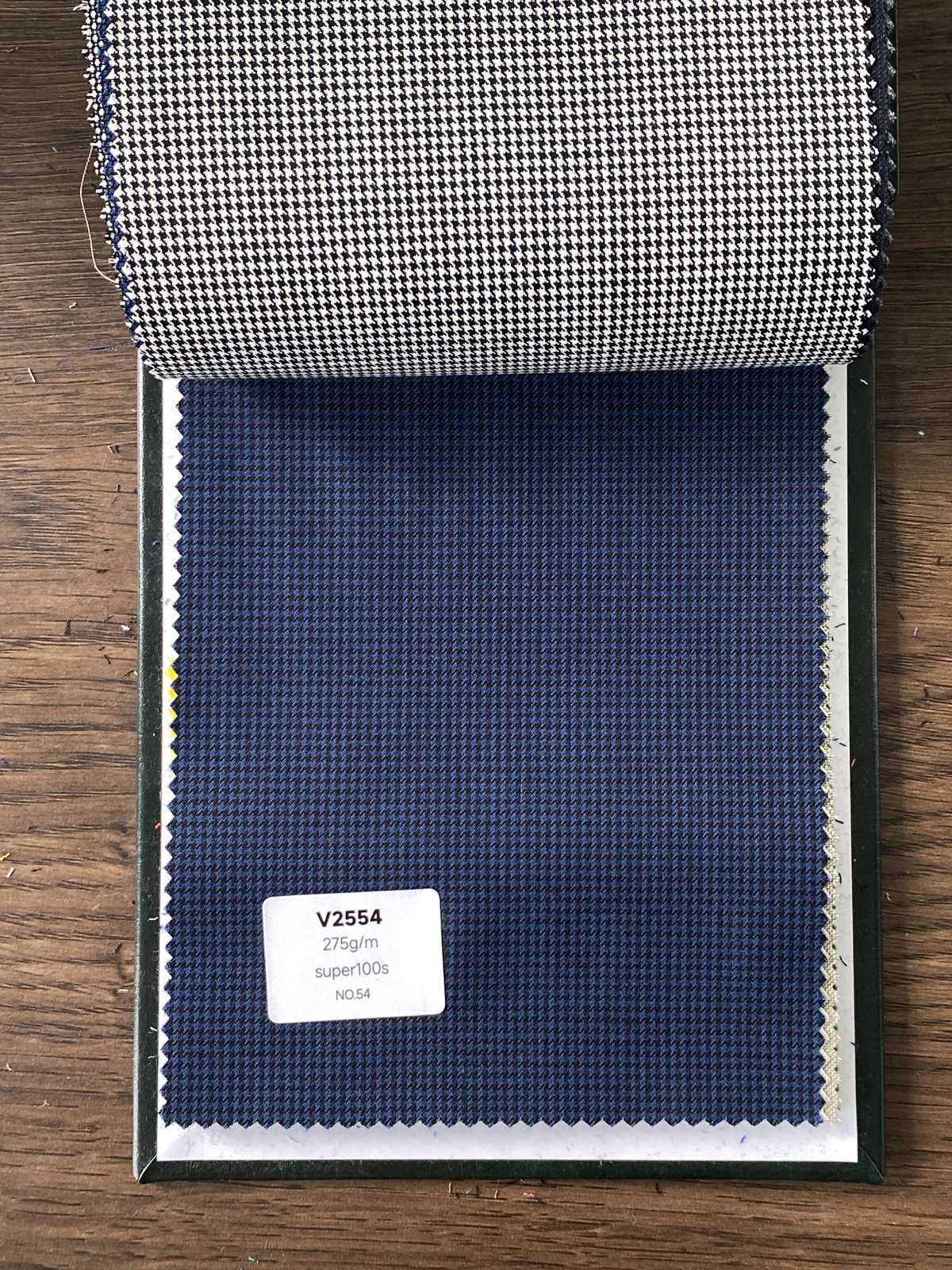 V2554