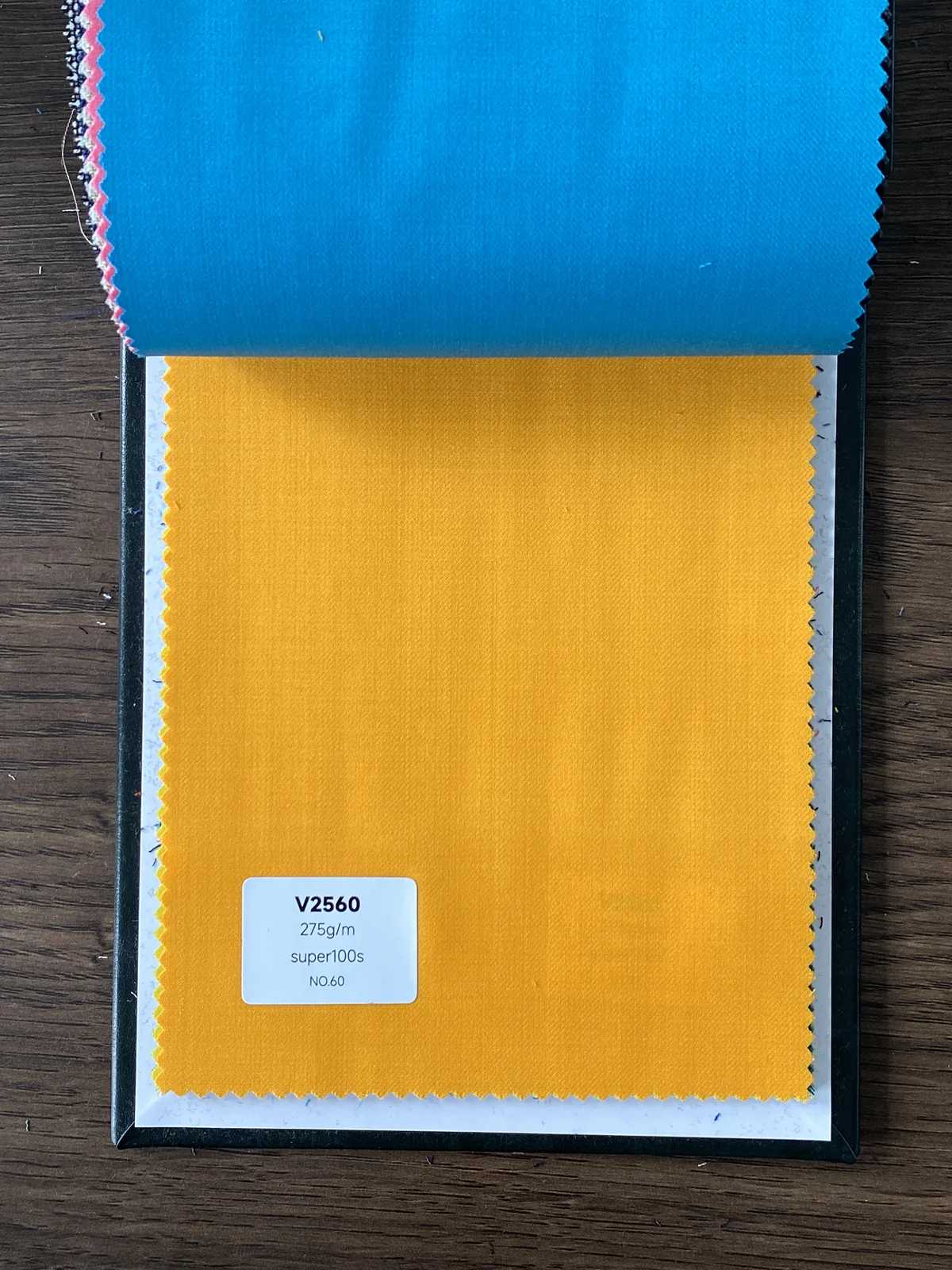V2560