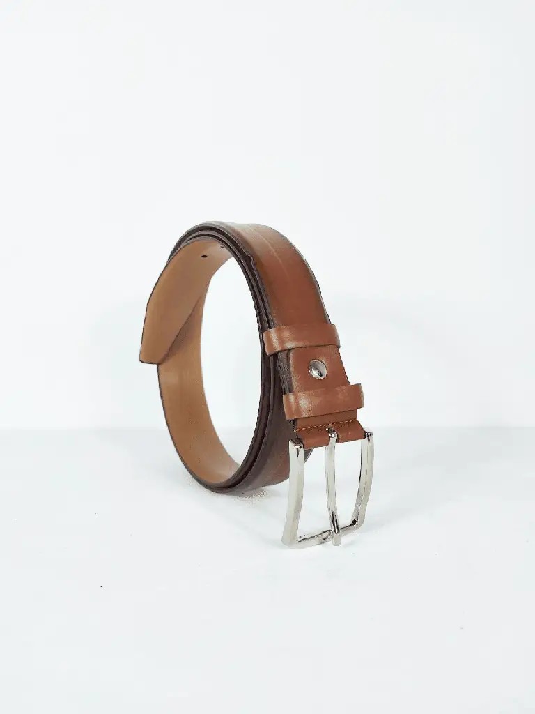 Effen bruine riem
